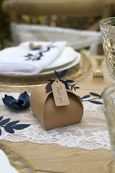 10 Kraftpapier Geschenkboxen 6cm 2