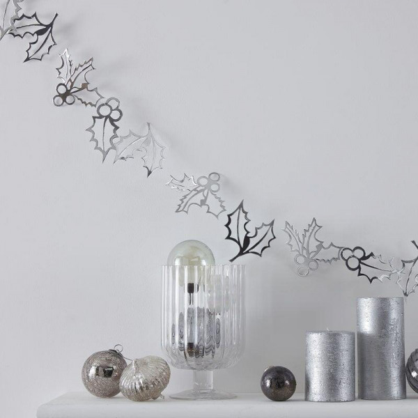 Shiny Christmas Ilex Girlande 2m