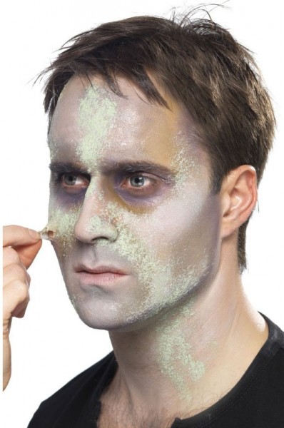 Latex Zombie Make Up 3