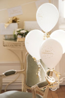 8 Joyeux Anniversaire Luftballons weiß-gold 23cm