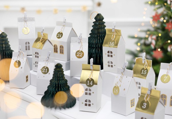 24 Weiße Adventskalender Häuschen 2