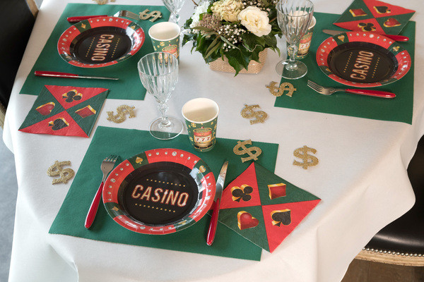 10 Casino Pappbecher Jackpot 270ml 3
