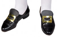 Goldfarbene Schuhschnalle