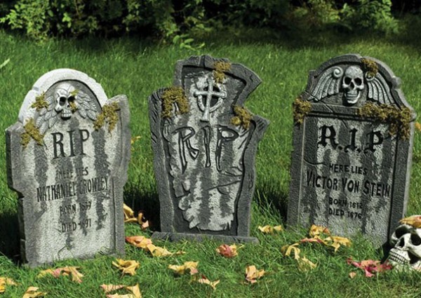 1 Bemooster Grabstein RIP 54cm