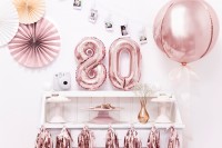 Vorschau: Metallic Zahlenballon 8 roségold 35cm