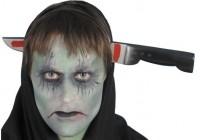 Blutiges Messer Im Kopf