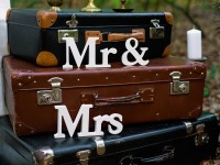 Vorschau: Mr & Mrs Deko Schriftzug weiß 50 x 9,5cm