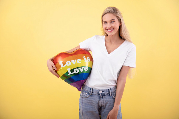 Love is love CSD Herzballon 45cm