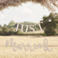 Vorschau: Just Married Holz Schriftzug Girlande 1,5m
