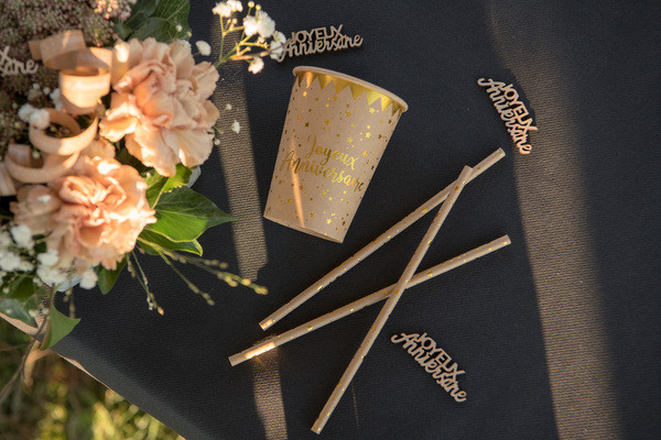 10 Joyeux Anniversaire Becher weiß-gold 270ml 5