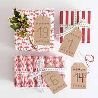 Vorschau: 24 Adventskalender Zahlen Anhänger natur