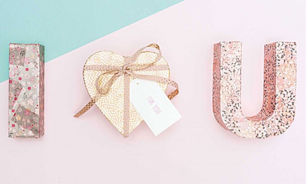 Buchstabe X aus Pappmaché 17,5cm