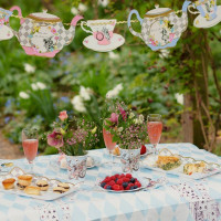 Vorschau: 8 Alice im Wunderland Pappbecher 250ml