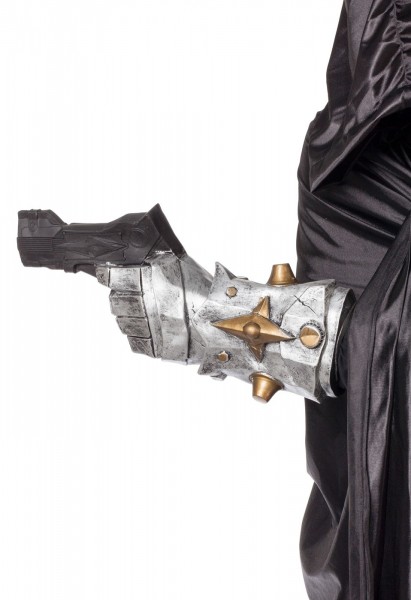 Science Fiction Hand mit Waffe
