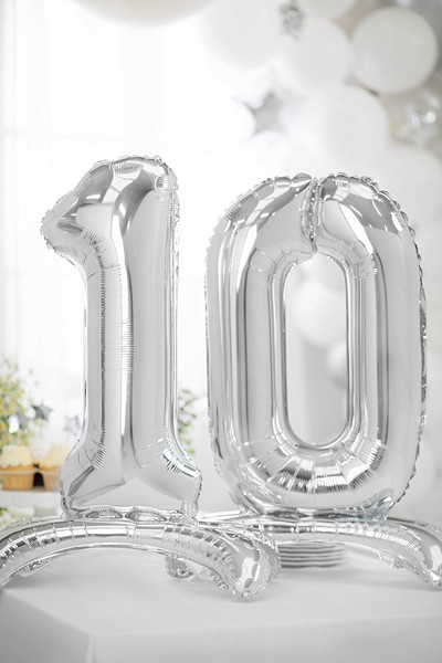 Silver 0 stehender Folienballon 70cm 2
