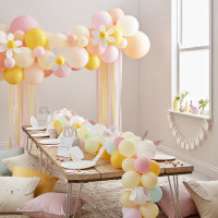 Vorschau: Osterhasen Ballongirlande mit 60 Ballons