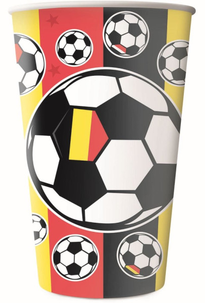 8 Royal Belgian Pappbecher 650ml