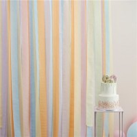 Mix & Match Pastell Luftschlangen Hintergrund