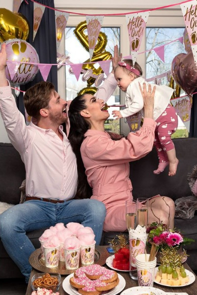 10 Cute Little Girl Pappbecher 210ml