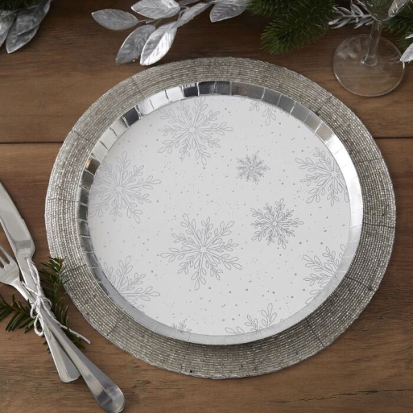 8 Merry and Bright Pappteller 25cm