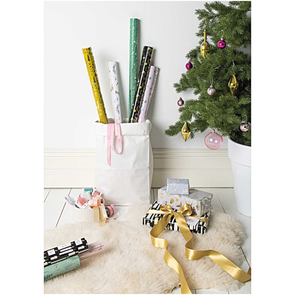 Grünes FSC Geschenkpapier Baumschmuck 3